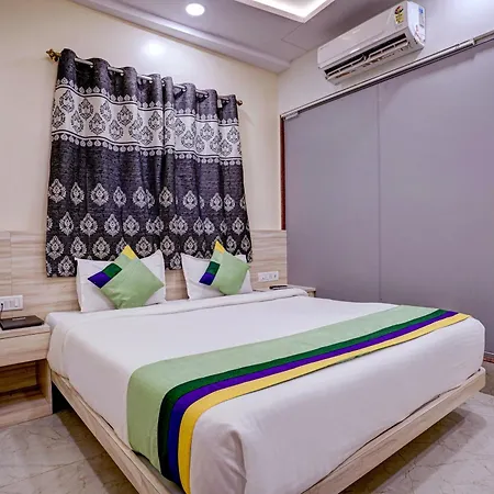 The Kiwwi Hotel